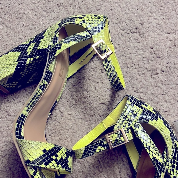 Neon Snakeskin Block Heels with Ankle Strap - Picture 3 of 5
